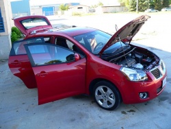 comparison between pontiac vibe and toyota matrix #4