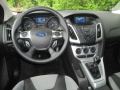 2012 Ford Focus SE manual