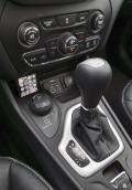 2014 Jeep Cherokee shifter