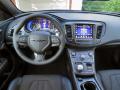 2015 Chrysler 200S 3.6 AWD driver's seat