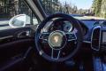 2015 Porsche Cayenne S E-Hybrid steering wheel