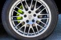 2015 Porsche Cayenne S E-Hybrid wheel detail