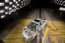 2011 Chevrolet Cruze in crash testing