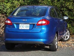 2011 Ford Fiesta SEL sedan