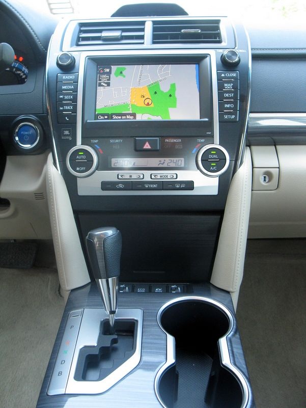 2012 Toyota Camry Hybrid XLE