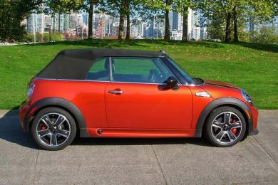 2013 Mini JCW Convertible