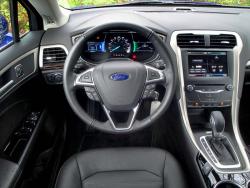 2013 Ford Fusion Hybrid SE