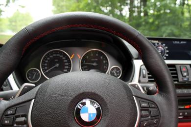2014 BMW 428i xDrive Cabriolet steering wheel