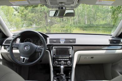 2014 Volkswagen Passat TDI dashboard