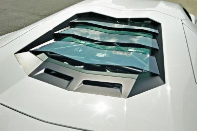 Lamborghini Aventador LP 700-4 engine bay