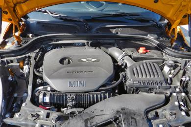 2014 Mini Cooper S engine bay