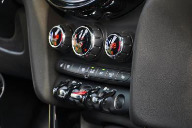 2014 Mini Cooper S HVAC controls