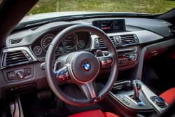 2014 BMW 335i xDrive GT steering wheel