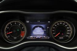 2014 Jeep Cherokee Limited gauges