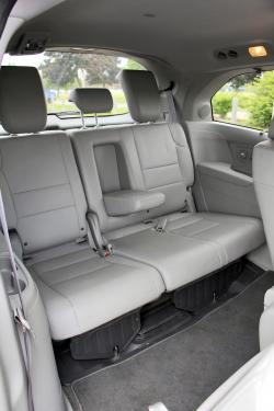 2014 Honda Odyssey Touring third row seats