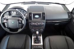 2014 Land Rover LR2 dashboard