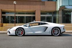 2014 Lamborghini Aventador LP 700-4 Coupe