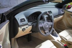 2014 Volkswagen Eos Highline dashboard