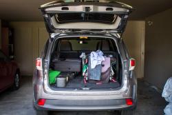 2014 Toyota Highlander LE cargo area loaded