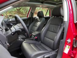 2014 Volkswagen Golf Wagon Wolfsburg Edition TDI front seats