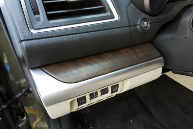 2015 Subaru Outback wood trim