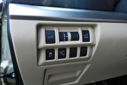2015 Subaru Outback driver's side controls