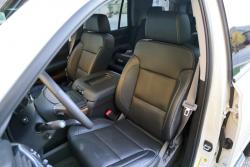 2015 Chevrolet Tahoe front seats