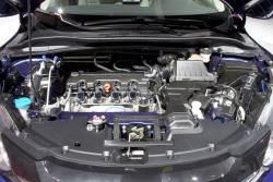 2016 Honda HR-V engine bay