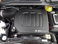 2015 Chrysler Town & Country Limited engine bay