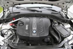 2015 BMW X3 xDrive28d engine bay