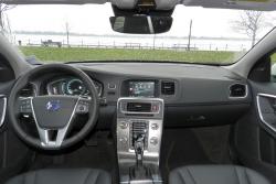 2015 Volvo V60 T5 Drive-E dashboard