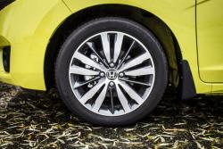 2015 Honda Fit EX wheel