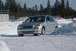 Traction 2006: Mercedes-Benz C350 4MATIC
