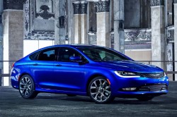 2015 chrysler 200 leak cover