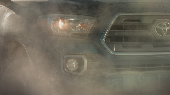 2015NAIAS_Toyota_Tacoma_Teaser2