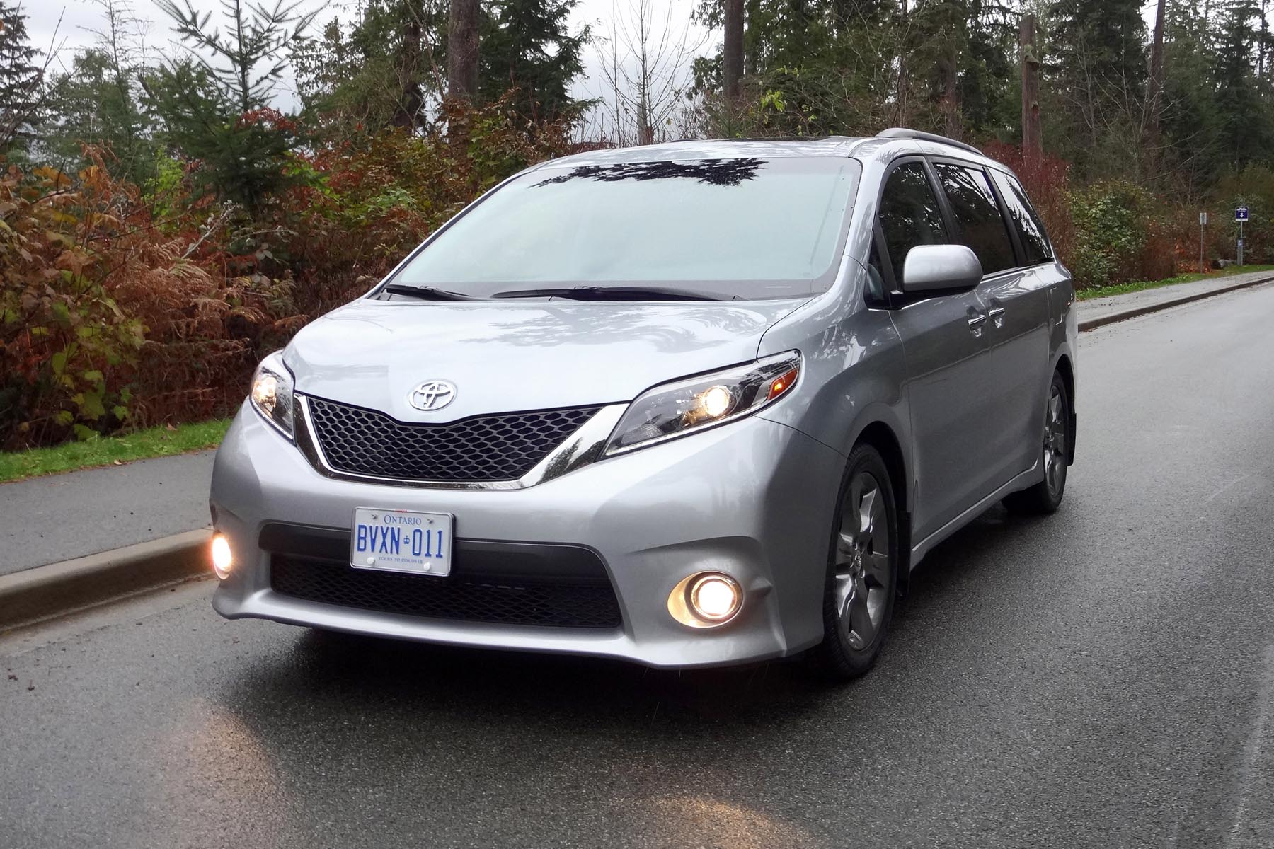 Toyota Sienna 2016