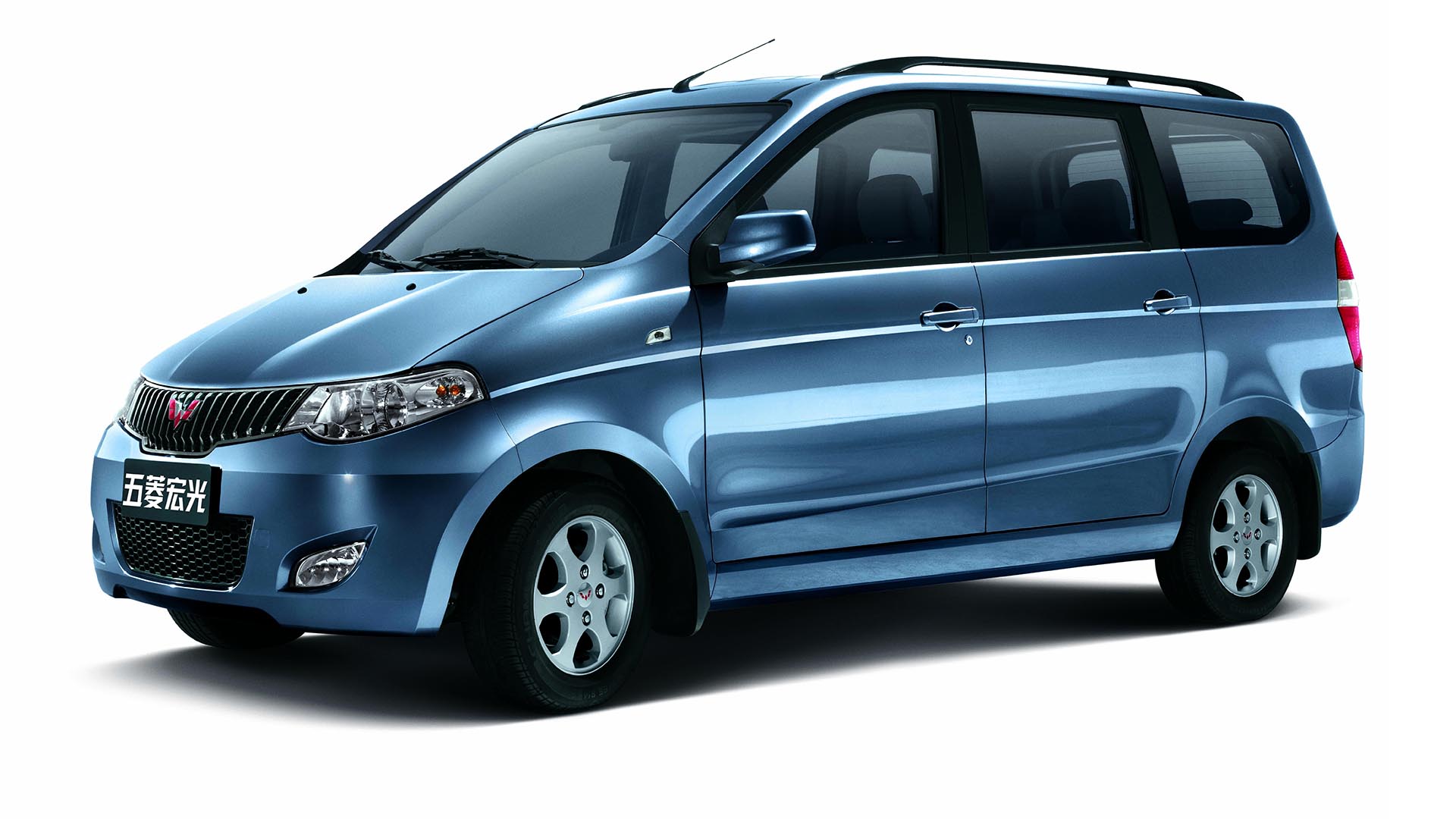 SAIC GM Wuling РјРёРЅРёРІСЌРЅ