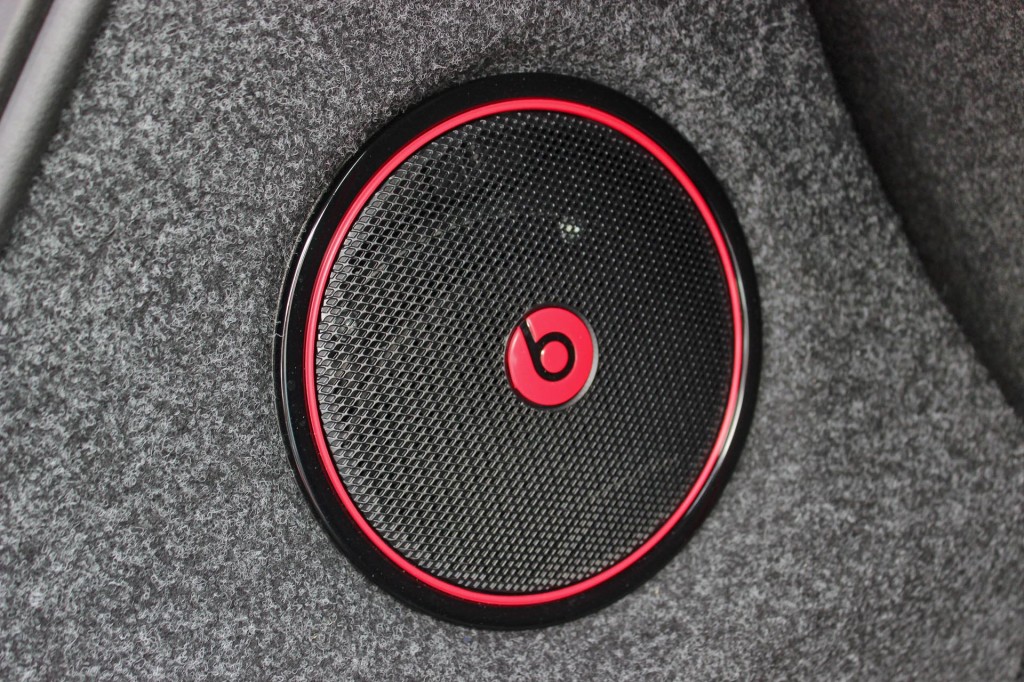 beats by dre car system