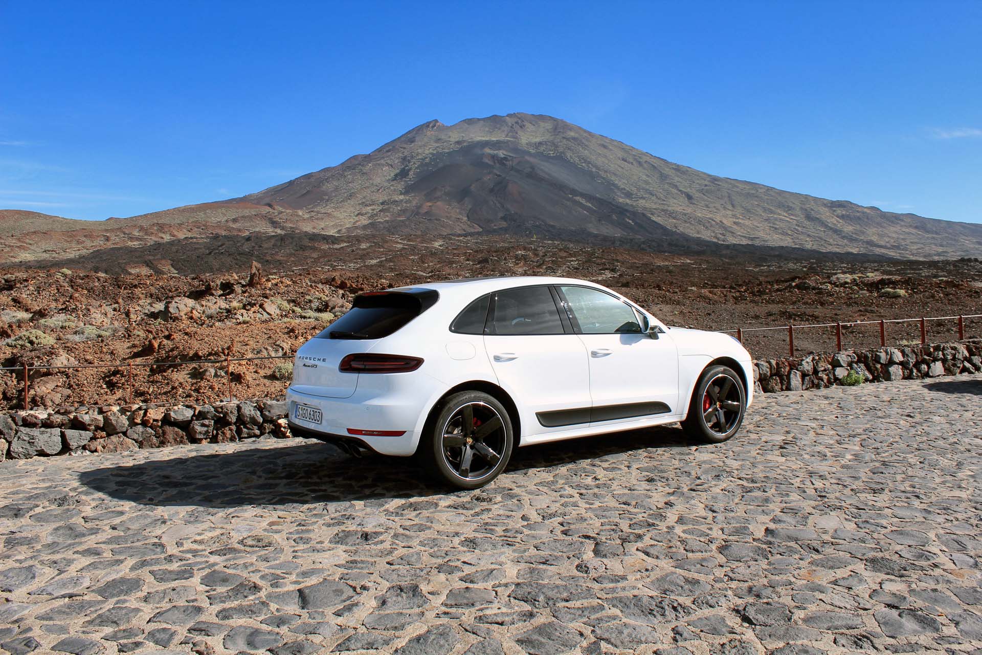 2017 Porsche Macan GTS - Autos.ca